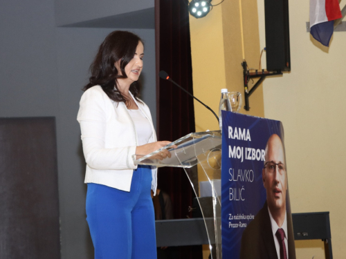 FOTO/VIDEO: HDZ BiH Rama održao centralni predizborni skup u Prozoru
