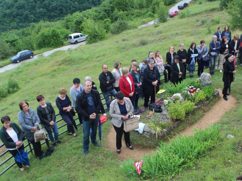 FOTO: Petrovo na Vrdolu, župa Uzdol