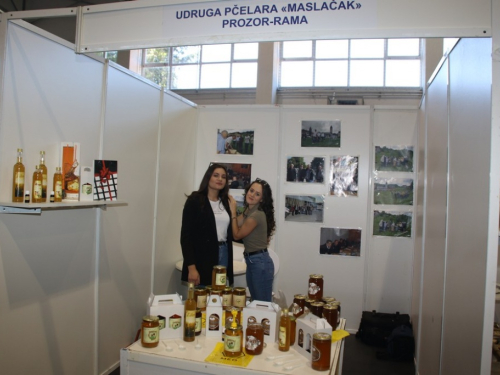 FOTO: Otvoren 14. sajam "Dani šljive Prozor-Rama 2019."