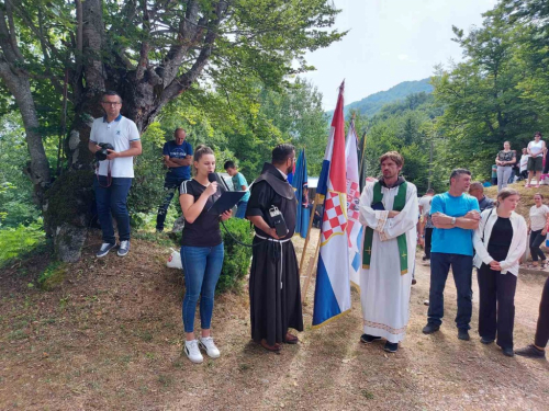 FOTO: Na Pomenu obilježena 28. obljetnica stradanja hrvatskih branitelja