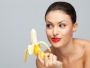 Imam poručio: Žene ne smiju prilaziti bananama i krastavcima zbog "opasnog" oblika!
