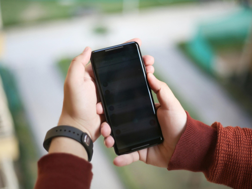 Mobitel vam se stalno resetira? Evo mogućih uzroka i rješenja