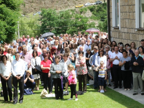 FOTO: Vanjska proslava sv. Ante u župi Gračac