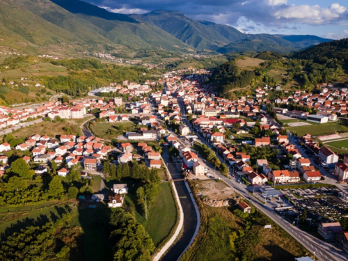 U Gornjem Vakufu-Uskoplju raste broj zahtjeva za posvojenje djece