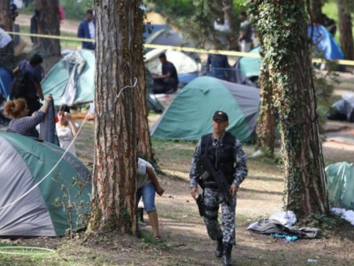 Sarajevo: Migranti naoružani, pljačkaju kuće i trgovine