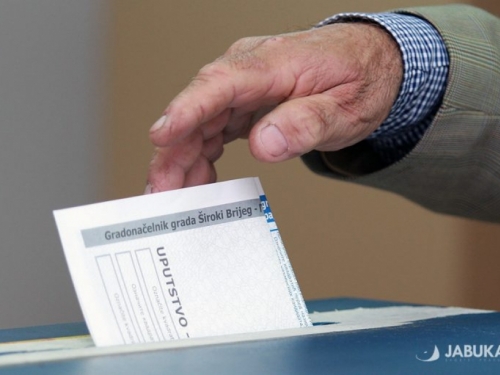 Za 9.136 birača odbijen upis u birački popis za glasovanje izvan BiH