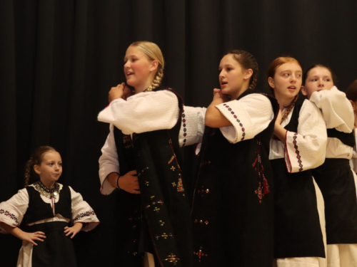 FOTO: Večer folklora u Prozoru: HKUD-ovi ''Rama'' i ''fra Petar Bakula'' oduševili publiku