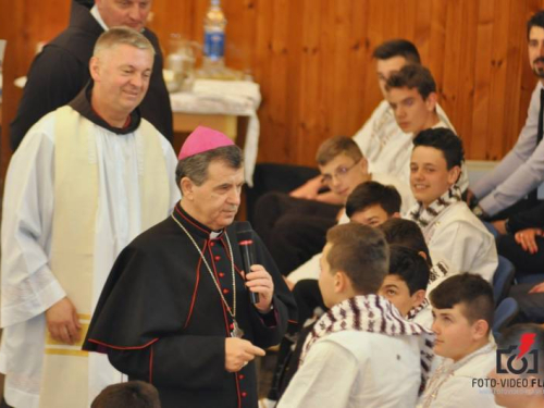 FOTO: Krizma u župi Gračac