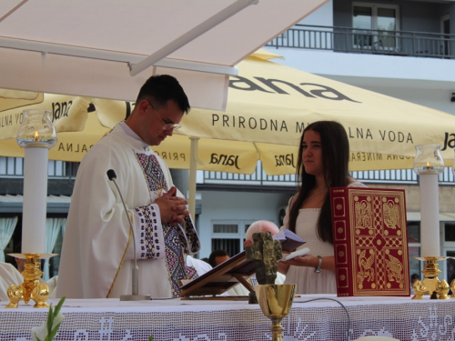 FOTO: Mlada misa vlč. Marina Petrovića u župi Prozor