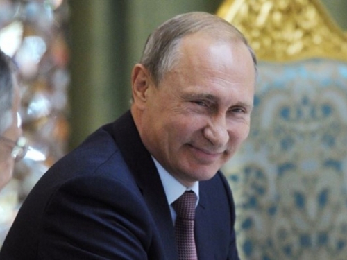 Kremlj: Putin još uvijek nije objavio namjerava li ići po novi mandat