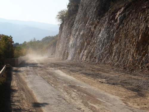 Privodi se kraju prva faza radova na putu Podborsko raskrižje - Aćimići