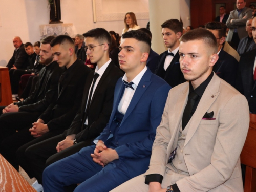 FOTO/VIDEO: Matura 2023. - Defile mladosti na ulicama Prozora