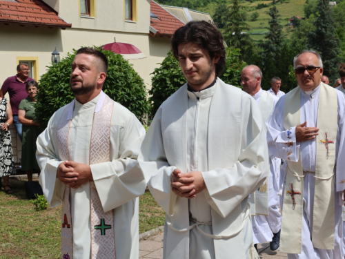 FOTO: Župa Uzdol proslavila svog nebeskog zaštitnika sv. Ivana Krstitelja