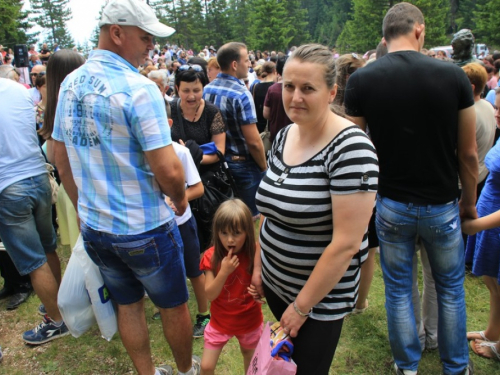 FOTO/VIDEO: Proslava Dive Grabovčeve na Kedžari