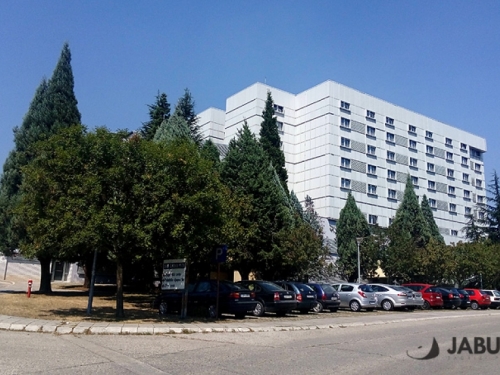 Iz SKB-a Mostar otišlo 50 medicinskih sestara