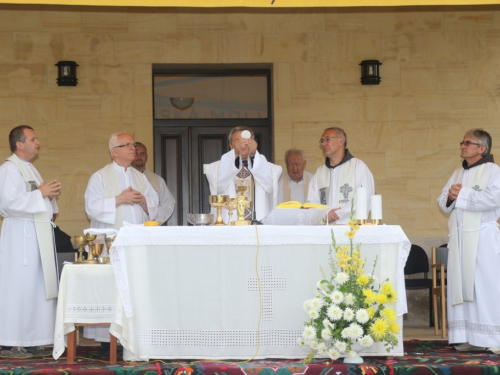 FOTO: Misa Uočnica na Šćitu - Velika Gospa 2018.