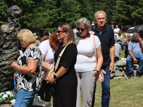 FOTO/VIDEO: Tisuće vjernika na Kedžari proslavilo 'Divin dan'