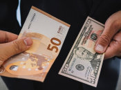 Euro ojačao prema dolaru
