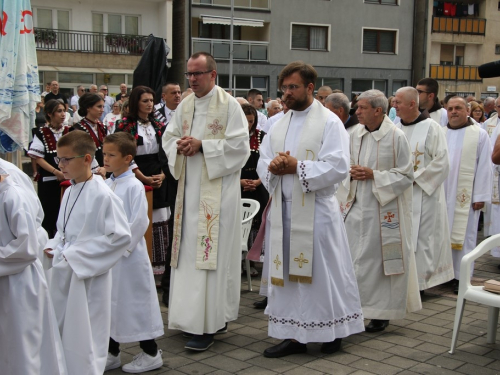 FOTO: Mlada misa vlč. Josipa Papka u župi Prozor