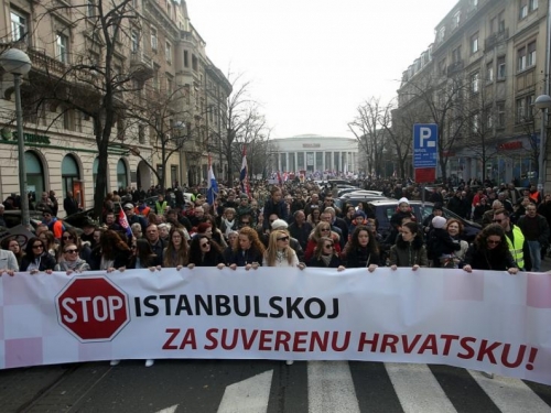 Masovni prosvjedi protiv ratifikacije Istanbulske konvencije