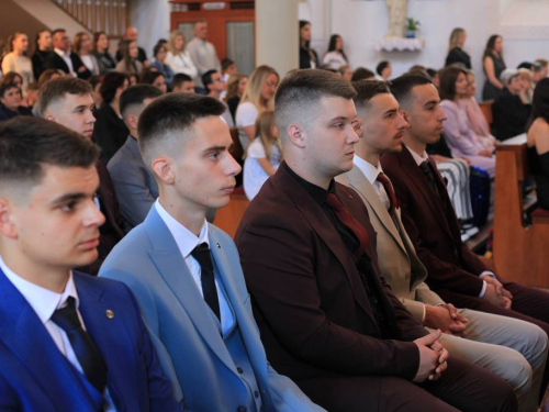 FOTO: Matura 2026. - Defile mladosti na ulicama Prozora