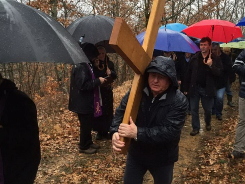 FOTO: Uzdol proglašen mjestom posebnog pijeteta