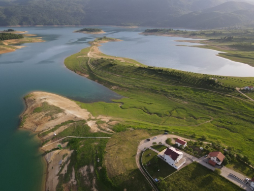VIDEO/FOTO: Vikendica Bošnjak će ispuniti sva vaša očekivanja!