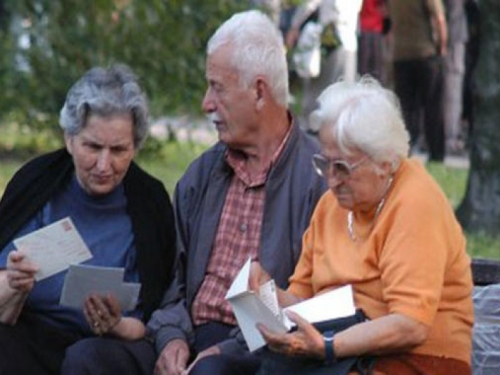 Mirovine za lipanj, 8. srpnja