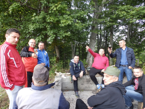 FOTO: Ramci na druženju u Borovici kod vlč. Butuma