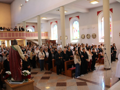 FOTO: Patron župe Prozor - Presveto Srce Isusovo
