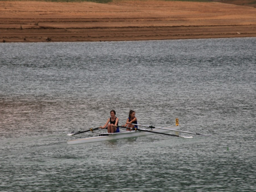 FOTO: Na Ramskom jezeru održana 10. veslačka regata