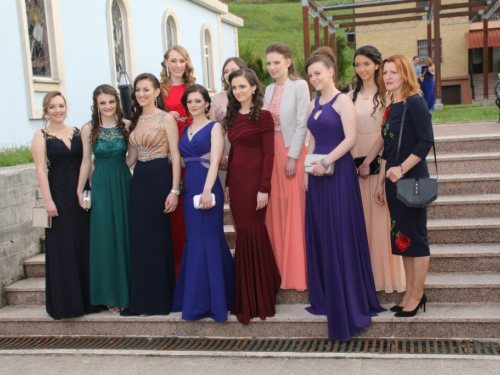 FOTO/VIDEO: Matura 2017. - Defile mladosti na ulicama Prozora