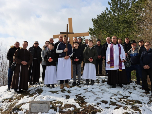 FOTO: Ramski put križa u Podboru