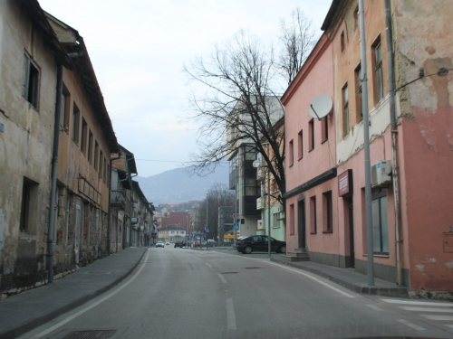 FOTO: U Prozoru se poštuju naredbe - na ulicama nema nikoga!