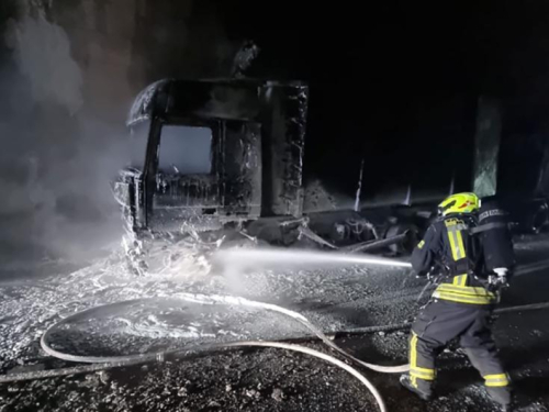 Utvrđuju se moguća oštećenja u tunelu nakon prometne nesreće