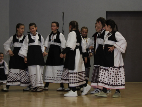 FOTO/VIDEO: Folklorna skupina 'Ramska tradicija' - Božićni običaji u Rami