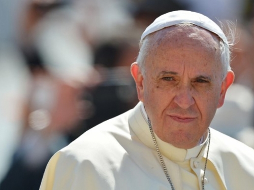 Papa Franjo primio beskućnike i zamolio ih da oproste kršćanima