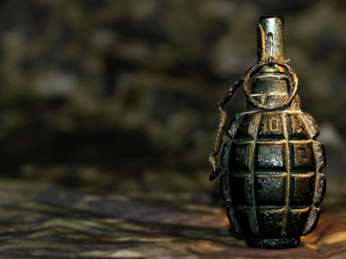 U Perićima pronađena bomba i streljivo