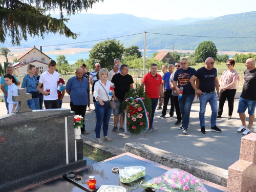 FOTO: U Rumbocima obilježena 30. obljetnica pogibije Šimuna Fofića Fofe