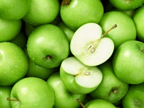 6 razloga zašto je dobro pojesti jednu zelenu jabuku dnevno