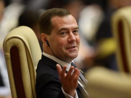 Ukrajinski šef sigurnosti: 'Ne bih se čudio da je Rusija upletena'; Medvedev: 'On je idiot'