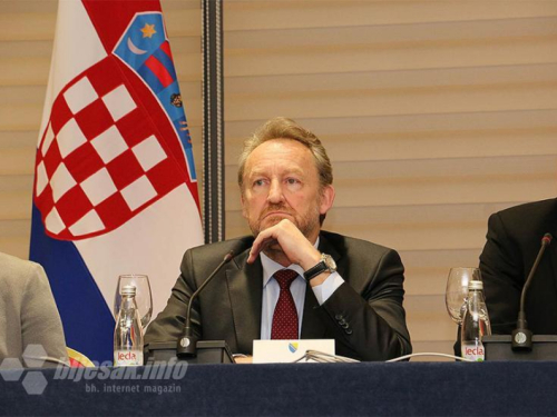 Izetbegović: BiH pripada pravo na otvoreno more