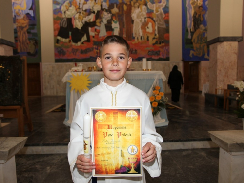 FOTO: Prva pričest u župi Rama-Šćit