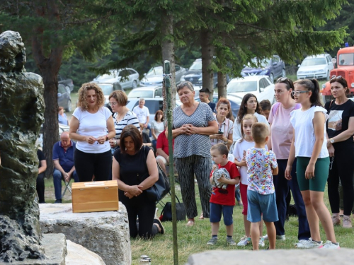 FOTO: Misa Uočnica na Kedžari