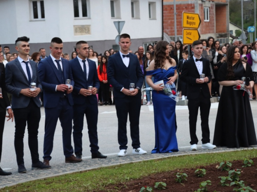 FOTO/VIDEO: Matura 2023. - Defile mladosti na ulicama Prozora
