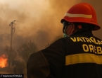 Razbuktao se požar na Pelješcu, evakuiraju se stanovnici Mokala