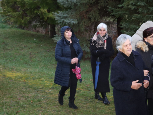 FOTO: Put križa kroz fratarski gaj na Šćitu