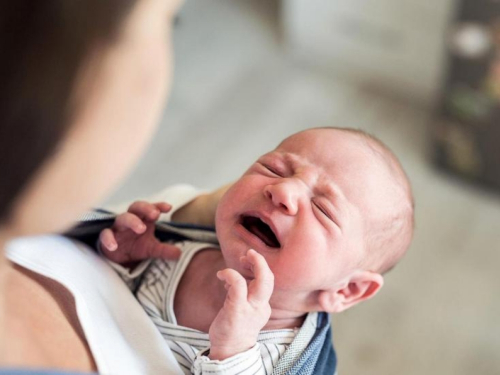 Liječnici upozoravaju na epidemiju carskih rezova