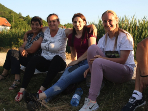 FOTO: Ekipa ''MNK Uzdol'' pobjednik turnira na Orašcu