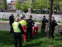 Muškarac skočio u Miljacku, policajci ga spasili
